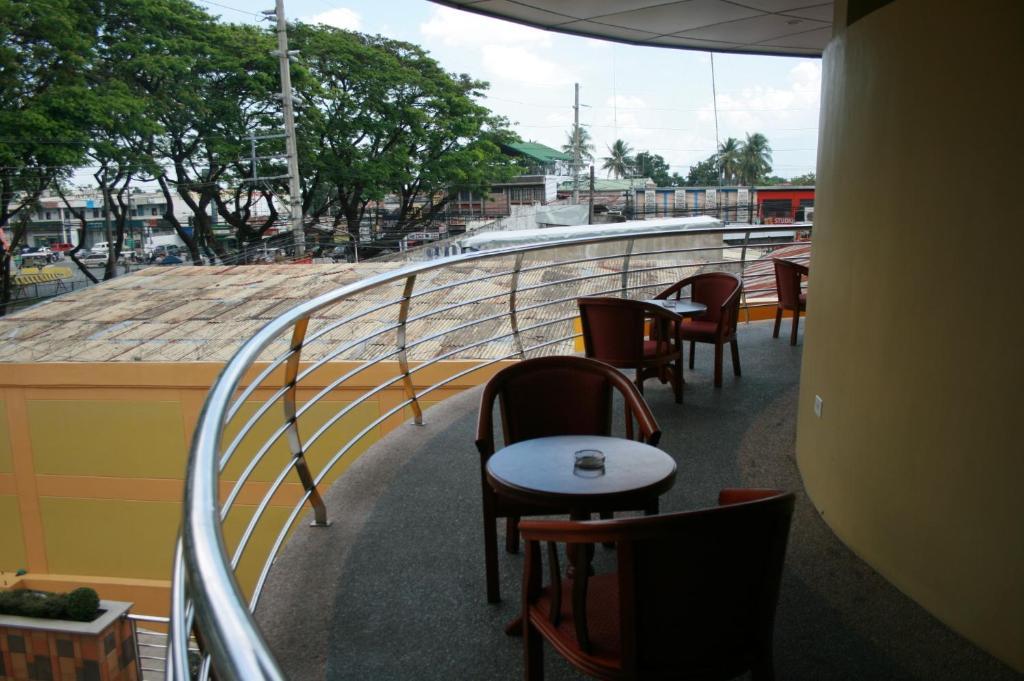 Princess Madison Hotel Ángeles Extérieur photo